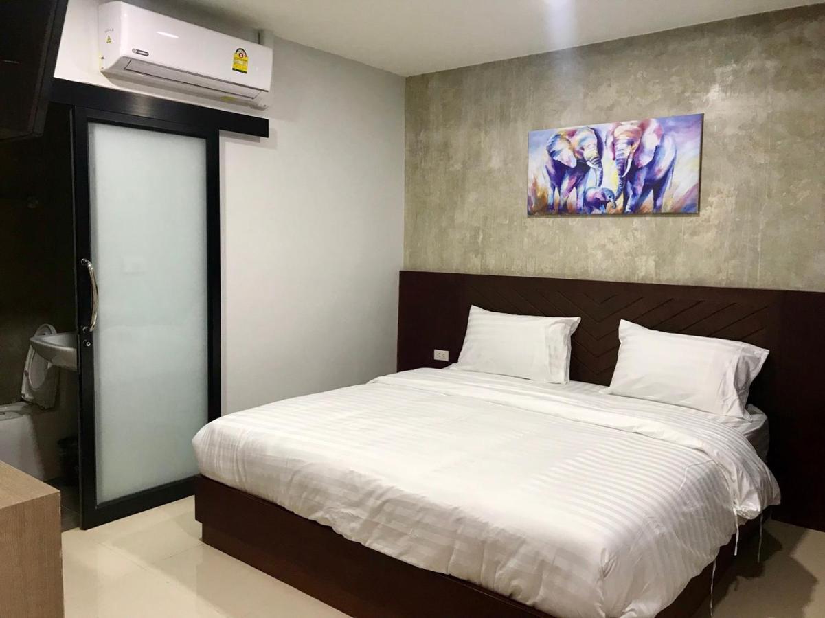 Easy Loft Hostel Phuket Exteriör bild