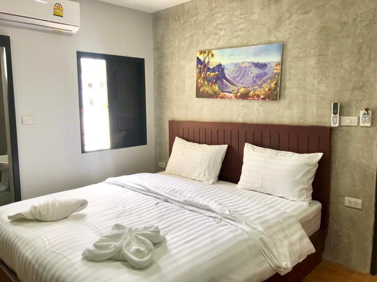 Easy Loft Hostel Phuket Exteriör bild